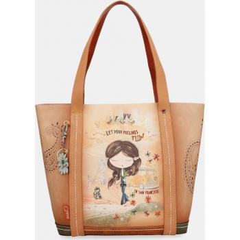 Bolso estilo shopping Anekke Peace & Love Camel con cremallera