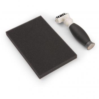 Sizzix Accessory-Die Brush w/Magnetic Pickup Tool, Multi-Colour, 24 x 154.7 x 6.5 cm