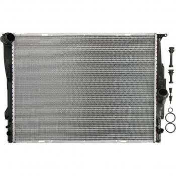 Radiador Nissens 60786A para refrigeración del motor, compatible con múltiples modelos de vehículos, fabricado en aluminio y plástico, diseño optimizado para un mejor flujo de aire, resistencia a la corrosión y alta eficiencia térmica
