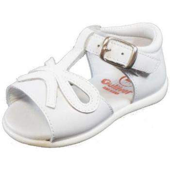Sandalias Gulliver MP-6080 Blanco para Niño, características: diseño blanco, material ligero y transpirable, suela antideslizante, cierre de velcro ajustable, ideal para verano y actividades al aire libre