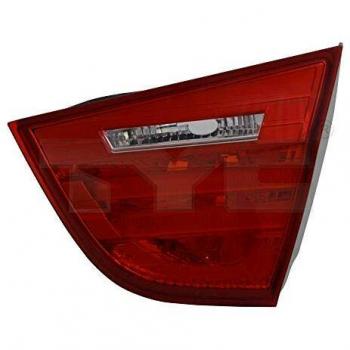 Piloto trasero TYC 17-0389-06-9 con características de luz trasera, diseño específico para vehículos, calidad OEM, fácil instalación y alta visibilidad