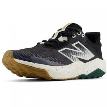 Zapatillas New Balance Dynasoft Nitrel v6 para hombre, color negro y blanco, talla 41.5, diseñadas para trail running con tecnología DynaSoft