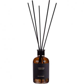 Wild Leather Room Diffuser 500 ml
