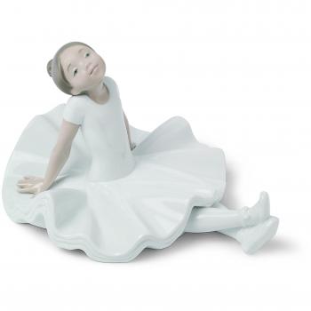NAO Figura Descanso En El Ensayo. Bailarina de Porcelana