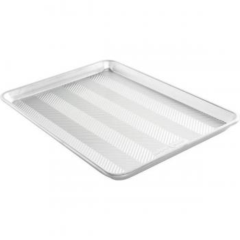 Nordic Ware Prism Textured Baking Sheet, 45.5 x 32.8 cm, Aluminum