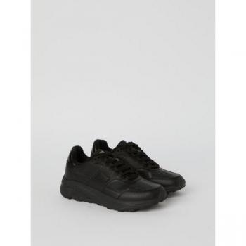 Women's Black R1300 Runner Low Sneakers