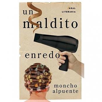 Un maldito enredo