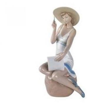 NAO Figura Cartas De Verano. Mujer de Porcelana