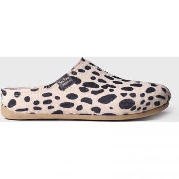 Zapatillas de casa cerradas para mujer Toni Pons modelo Maui Nm, fabricadas en fieltro con estampado animal print