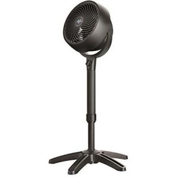 Ventilador de pie Vornado 683, circulador de aire compacto con flujo de aire de 696 m³ y altura ajustable, color gris/negro