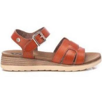 Sandalia de Mujer Xti 142900 Camel Hebilla