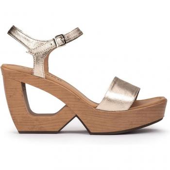 Sandalias de piel metalizada en color humo modelo EDNA