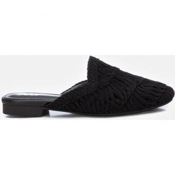 XTI Zueco Plano de Mujer 142890 en Color Negro