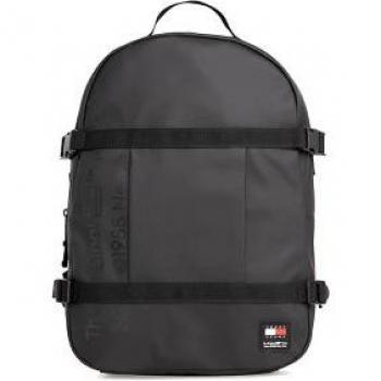 Mochila Tommy Jeans Daily Sternum 18,5 L negra para hombre con correas de pecho