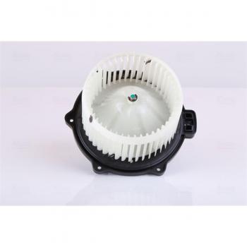 Ventilador interior NISSENS 87570 con características de ventilador habitáculo, diseñado para proporcionar un flujo de aire óptimo en el interior del vehículo, fabricado por NISSENS