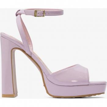Sandalias de tacón lila de material sintético con pulsera en charol