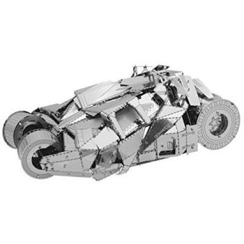 Batman Universo DC Batmovil 2005 Metal Model Kit