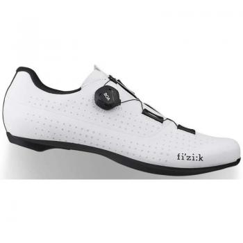 Zapatillas de carretera Fizik Tempo Overcurve R4, características: diseño Overcurve para un ajuste anatómico, suela de carbono para máxima rigidez y transferencia de potencia, parte superior de microfibra perforada para transpirabilidad,