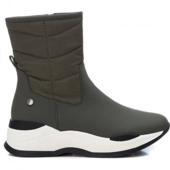 Botines Xti 140634 para mujer en color verde kaki, con cierre de cremallera y fabricados en textil combinado