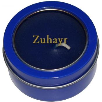 Candela en caja de metal con tapadera plástica con nombre grabado: Zuhayr