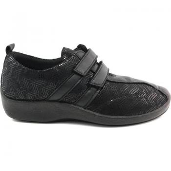 Mocasín de Mujer Arcopedico con Velcro en Licra Laytech Elástica Transpirable Negra Estampado