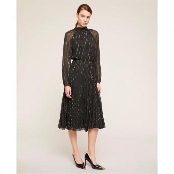 Vestido midi plisado con escote profundo en la espalda