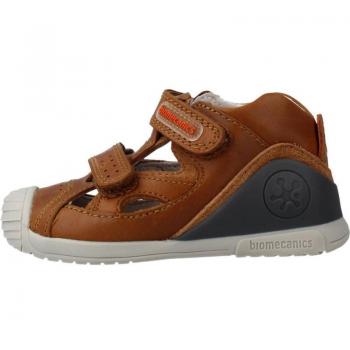 Sandalias Niño Biomecanics Modelo 222141B Color Marrón Claro Arena