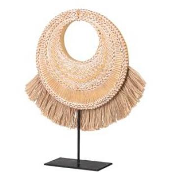 Figura Decorativa Collar de Resina 24x7x30 cm - Diseño Moderno y Sofisticado Adda Home