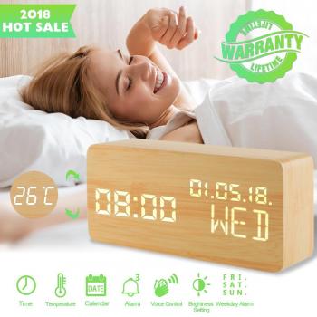 Reloj Digital Madera, Despertador de Madera Comando de voz Relojes Despertador LED Cubo 3 Niveles Brillo 3 Despertadors USB Pantalla Hora Fecha Semana Temperatura para el Dormitorio Oficina Inicio