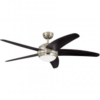 Ventilador de Techo Bendan 72557 con Lámpara Única y Cinco Aspas, Acabado en Cromo Satinado y Vidrio Opalino Mate, Control Remoto Incluido, 132 x 36 cm [Clase Energética G]