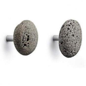 Lote de 2 ganchos de la pared de piedra por Normann Copenhagen