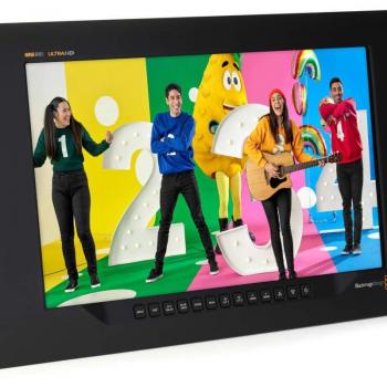 Blackmagic Design SmartView 4K G3 15.6 Broadcast Monitor - 3840 x 2160 LED Display
