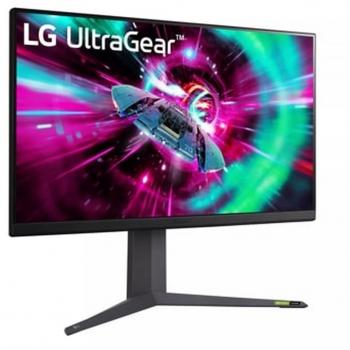 LG UltraGear 32 4K UHD IPS Gaming Monitor (3840 x 2160, 144Hz)