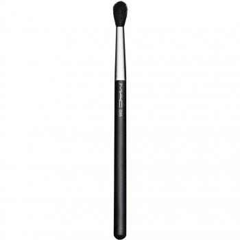 MAC Cosmetics 224S Tapered Blending Brush - Eyeshadow Brush, Synthetic Bristles, Tapered Design, Ideal for Blending and Crease Application, 1 Piece