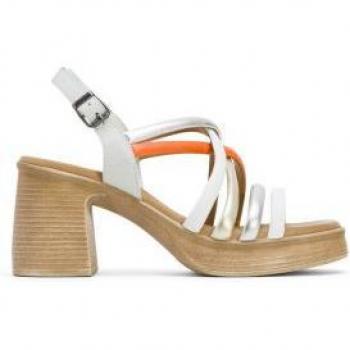 Sandalias de tacón de piel blanca Idra con cierre de hebilla y altura de 8cm