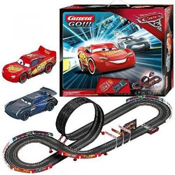 Carrera - Disney Pixar Cars 3 - Termina primero!