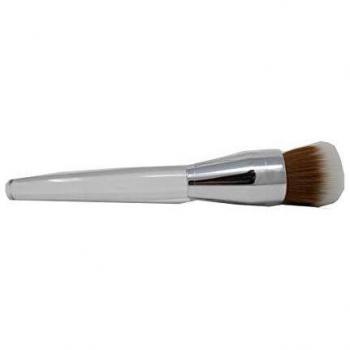 The Brush Collection by Clinique Foundation Buff Brush