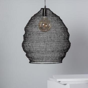 Lámpara Colgante Milos de Metal Negro con Diseño Único y Acabados de Calidad