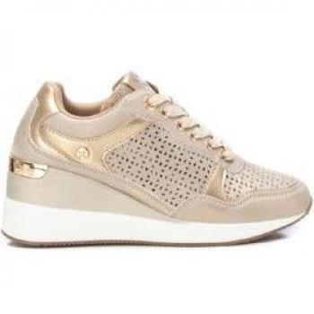 Zapatilla de mujer Xti 142372 oro cordón