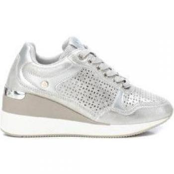 Zapatilla de mujer Xti 142372 plateado con cuña de 7cm