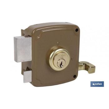 Cerradura sobreponer con cerradero de 80mm derecha.