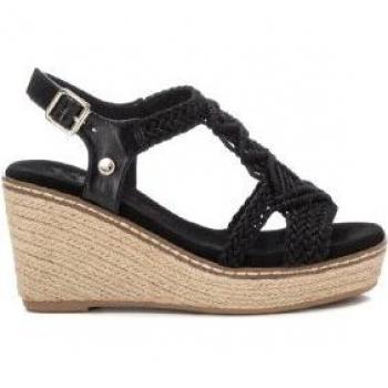 Sandalia cuña de Xti para mujer modelo 142753 color negro