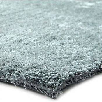 Alfombra salón o dormitorio pelo largo tacto lanoso gris nube 60x90 cm