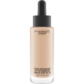 MAC Cosmetics Studio Waterweight SPF 30 Foundation - Lightweight Tinted Moisturiser SPF 30, Shade NW20, 30 ml