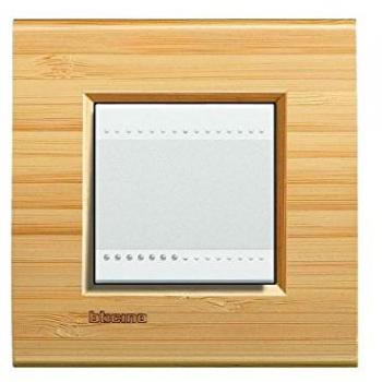 Placa Cuadrada de Bambú 2P Legrand/Bticino LNA4802LBA