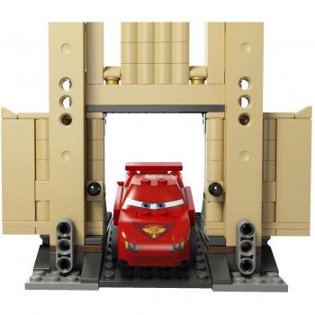 LEGO Cars 8639 - Incursión desde el Big Bentley
