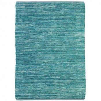Alfombra de salón o dormitorio de piel tejida SKIN 120 x 170 cm Azul claro