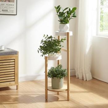 Soporte para Plantas Sastamala de 3 Niveles en Bambú y Plástico - Natural y Blanco, 78 x 32 x 32 cm