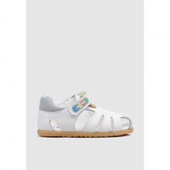 Pablosky - Sandalias cerradas de bebé niño en piel con cierre adherente, modelo 041200, color blanco, talla hasta 30