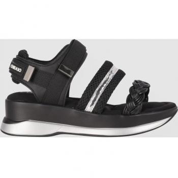 Sandalias de Cuña Chika10 New Agora 28 - Color Negro, Diseño Elegante y Cómodo